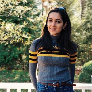 Meet your Posher, Anushka